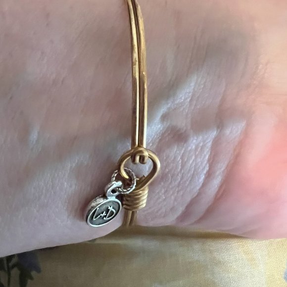 Luca and Danni - Holiday Tree Bangle Bracelet - Regular Size - Brass Tone - Picture 3 of 6